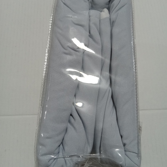 Queen Size Bed Skirt  color light blue  platinum 1800 collection - Picture 3 of 3